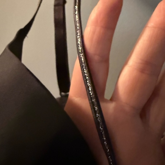 Victoria’s Secret Black Demi Push-Up Bra with Adjustable Straps 32DD Black/Slvr - Picture 3 of 5